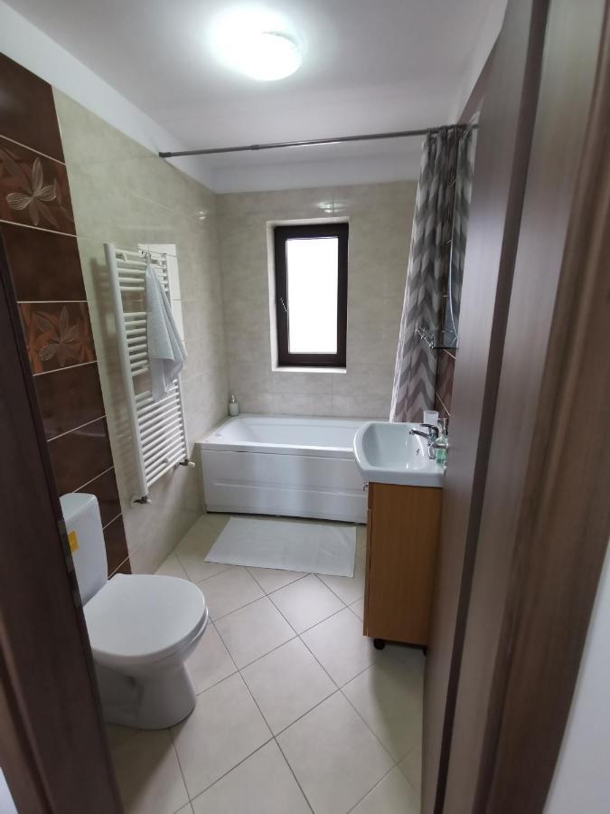 Giroc Apartament Ovidiu מראה חיצוני תמונה
