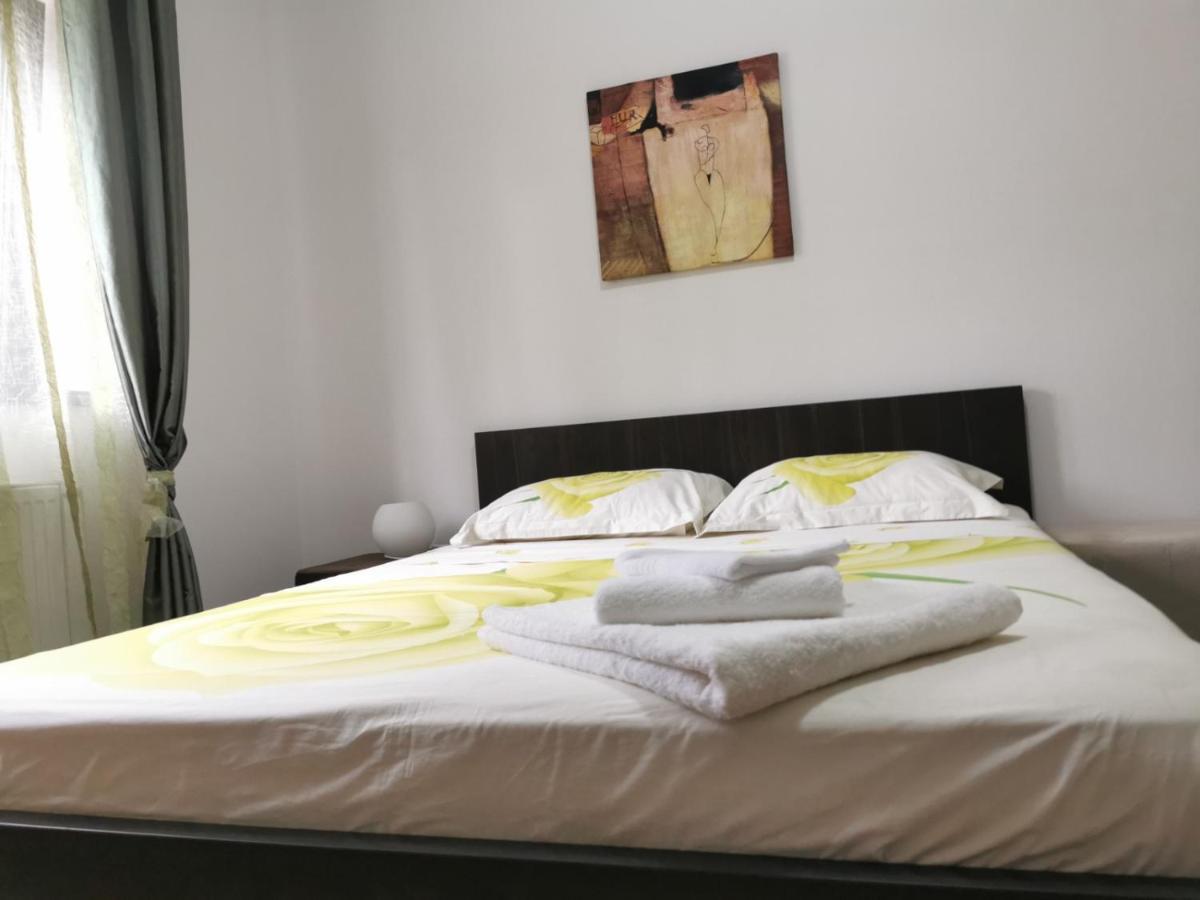 Giroc Apartament Ovidiu מראה חיצוני תמונה